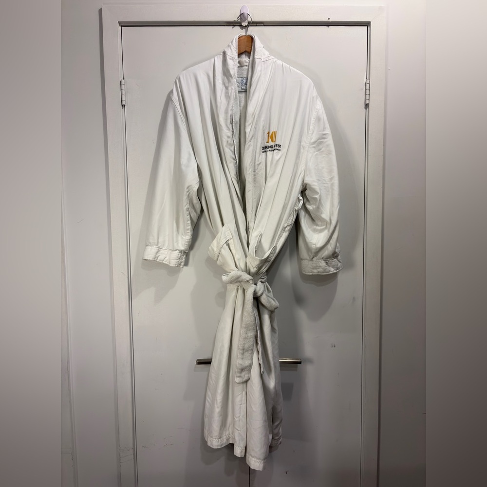 Toronto One King West Hotel Microfibre Robe